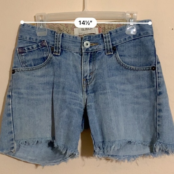 Levi's 504 slouch jean shorts - Picture 2 of 7